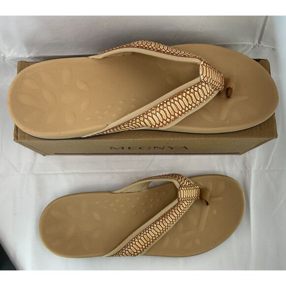 New MEGNYA  Comfortable Walking Sandals for Beach, Vacation size 8.5 - Picture 6 of 8